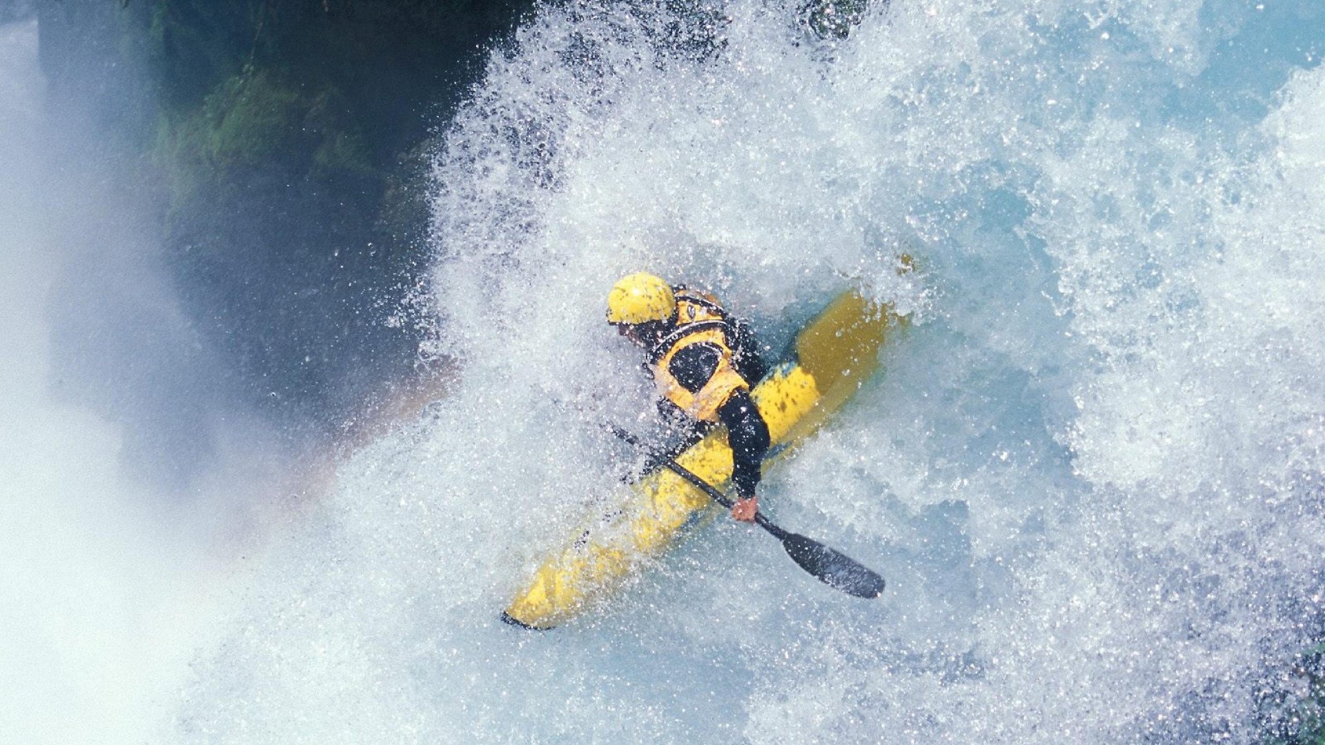 公牛前途光明！，阿扎伦卡新星爆冷表现突出观众掌声雷动